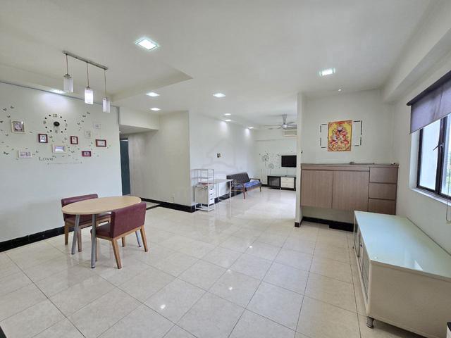 Casa Tebrau 1