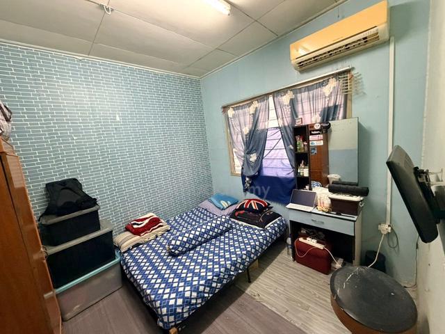 Rumah Pangsa Permas Jaya 1