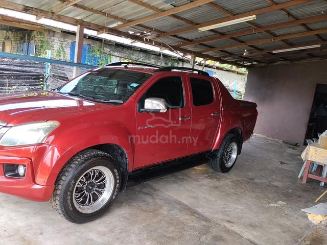 2015 Isuzu D-MAX 3.0 V-CROSS 4X4 TFS85JDR-TLPH (A) - 2