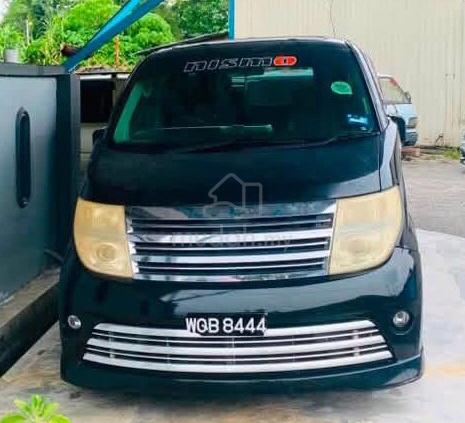Nissan Elgrand 3.5 E51 (A) 2004/2007 Van - 1