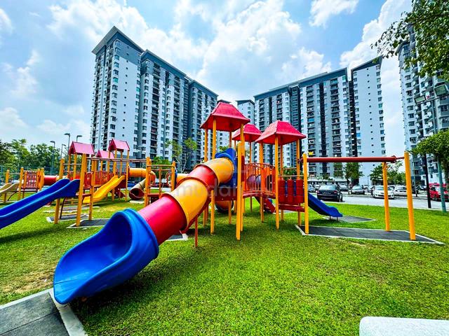 Residensi Laguna Biru 2 2