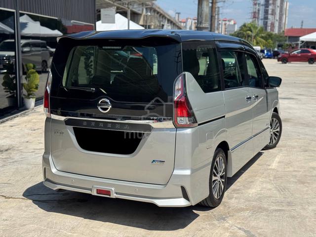 Nissan SERENA HYBRID PREMIUM HWS / FULL LOAN - 3