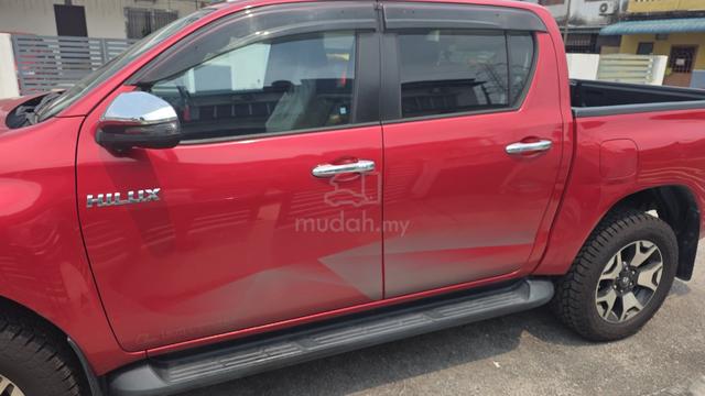 Toyota Hilux tip top condition - 2