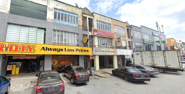 Taman Teratai @ Ground Floor Shop For Rent 1