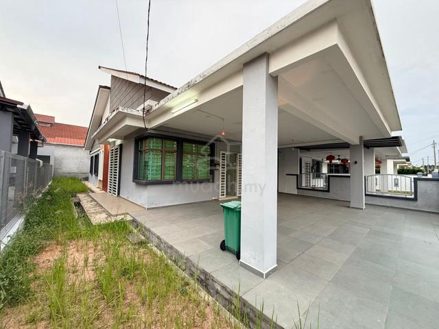 [3600sqft] BELOW BANK Single Storey Semi D Tanjung Minyak Perdana 1