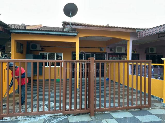 Senang milik full loan renovated single storey taman daya meru klang 1
