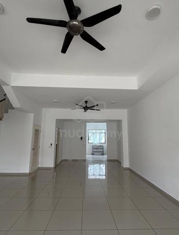 FOR RENT! 🔥24' x 76' Double Storey Superlink Terrace Ecohill 1