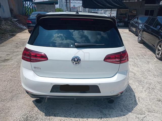 2017 Volkswagen GOLF 2.0 GTi (A) - 5
