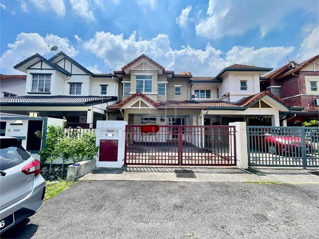 (CHEAP, NICE) 2 Storey Terrace, Putra Heights, Seksyen 10, Subang Jaya 1