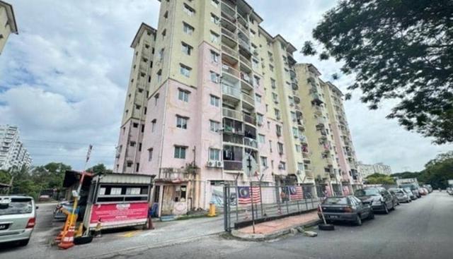 Desa Perangsang (Block F & G) 1