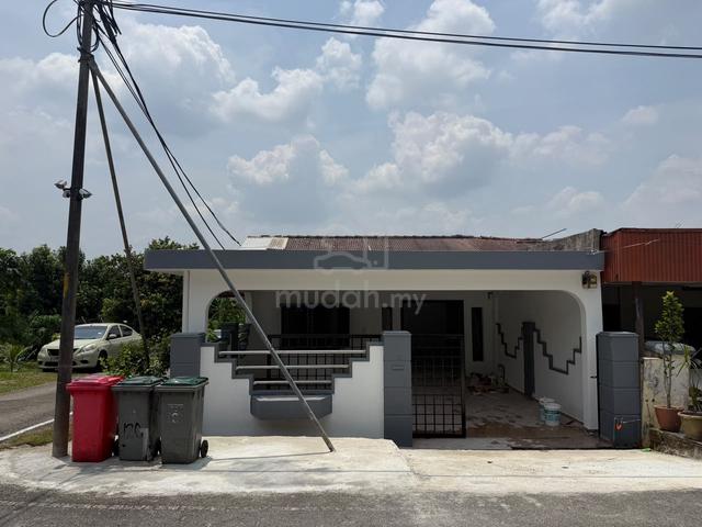 1 Sty Jalan Jambu Laut Fully Renovated Extended Taman Kulai Besar 1