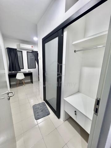 Uni Suites 1