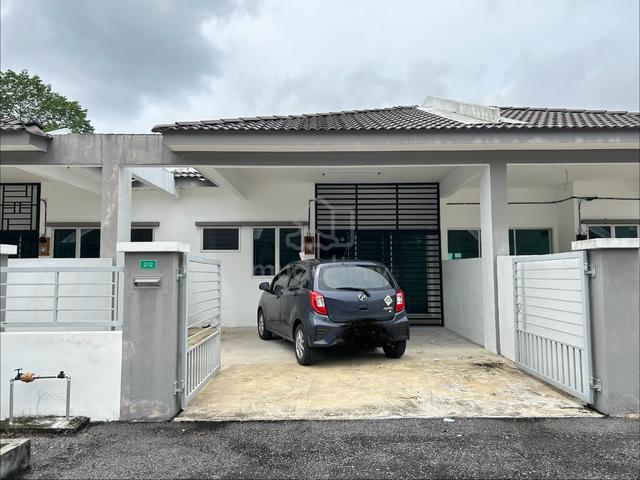 Rumah Berhadapan UiTM Tapah | Taman Saujana Indah | 2 Minit Ke Kamp 1