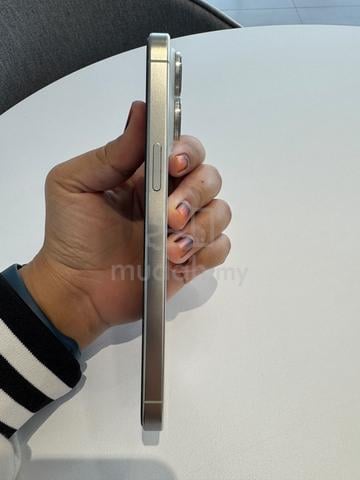 Iphone 15 Pro Max 256GB White - photo 6 of 6