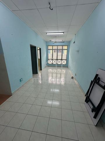 Taman Tenaga Apartment 1