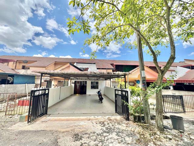 Rumah Teres 1.5 Storey Taman Serendah Makmur Serendah. 1