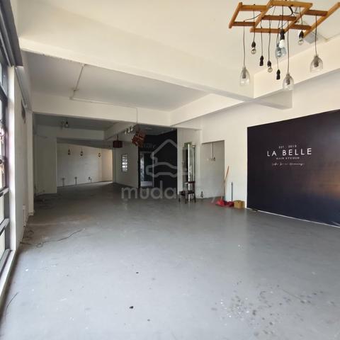 Corner 1st Floor Office Space for Rent 1