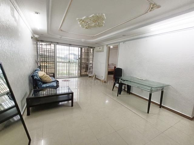 Taman Kristal 1