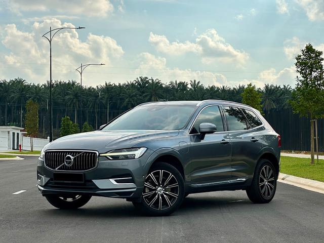 [2018] Volvo XC60 2.0 T8 FACELIFT Plug In Hybrid - 1