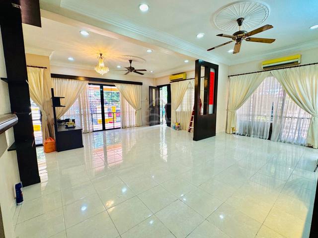 Renovated End Lot Double Storey Superlink Jalan Birai Bukit Jelutong 1