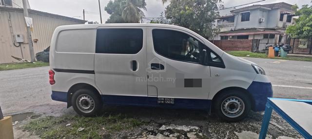 Nissan NV200 - photo 3 of 6