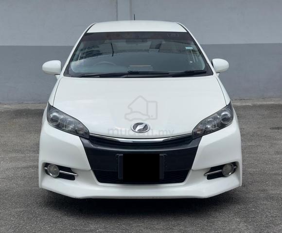 Toyota WISH 1.8 S FACELIFT (A) - 3