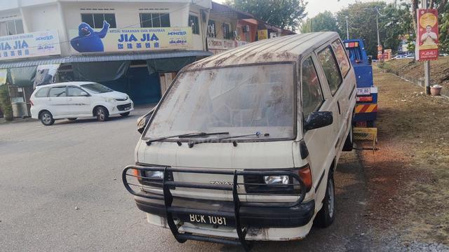 van 1986 Toyota LITEACE 1.5 (M) - 3