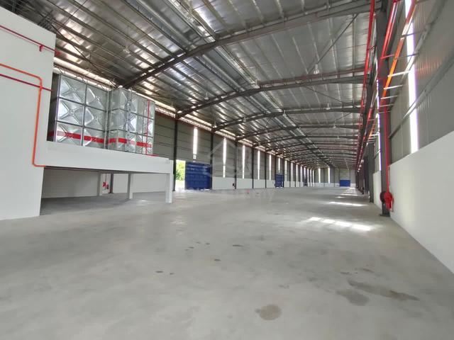 Warehouse Factory in Tmn Industri Sijangkang Utama for Rent 1