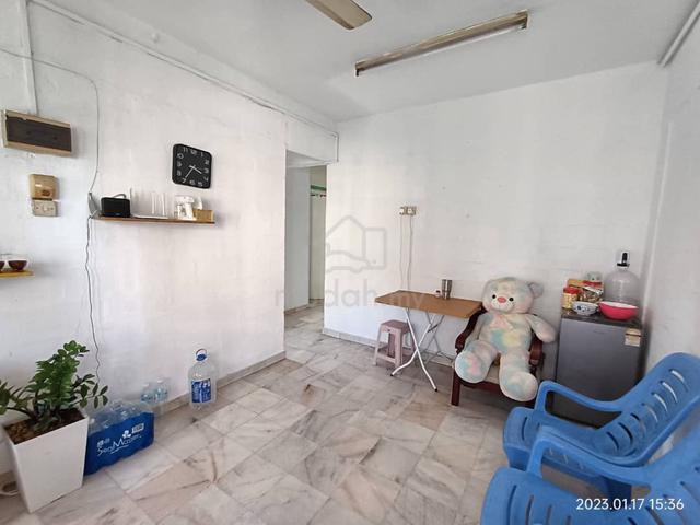 Taman Miharja Apartment (LRT Miharja) 1