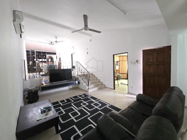 FOR RENT - Single Storey Semi-D @ Taman Nong Chik, Johor Bahru.  1