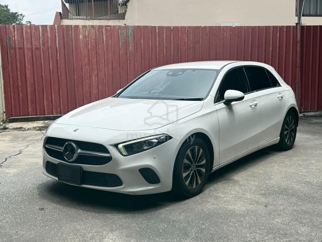 2021/25 Mercedes Benz A180 1.3 TURBOAMG LOAN KEDAI - 3