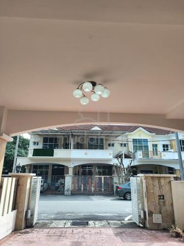 Double Storey Terrace @teluk kumbar fully furnished 1