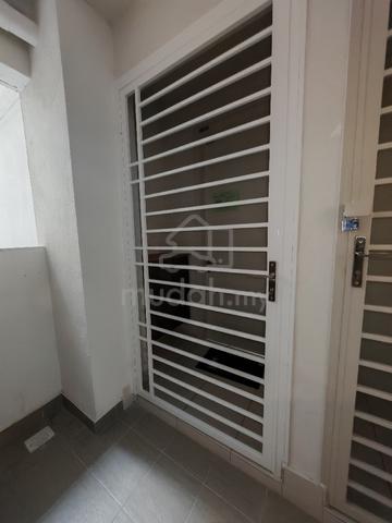 Residensi Max 1
