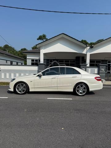 2012 Mercedes Benz E-CLASS 1.8 250 CGI AVNTGRDE - 4