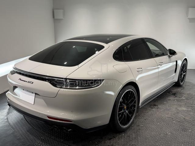 2023 Porsche PANAMERA 4.0 GTS - 1