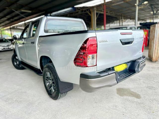 Toyota HILUX 2.4 E (A) Full loan, Year 2021. 4x4 - 2