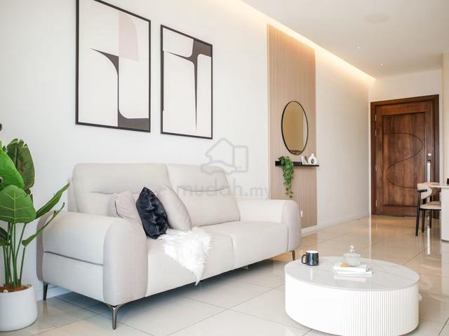 Queens Residences Q1 @ Queens Waterfront 1