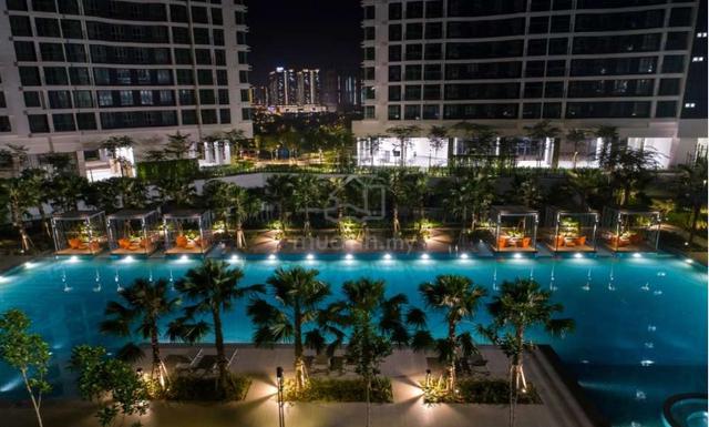 KL Traders Square Residences 1