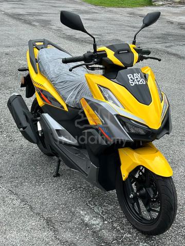 2025 HONDA VARIO 160 VARIO160 1Owner LIKE NEW 10K - photo 2 of 19