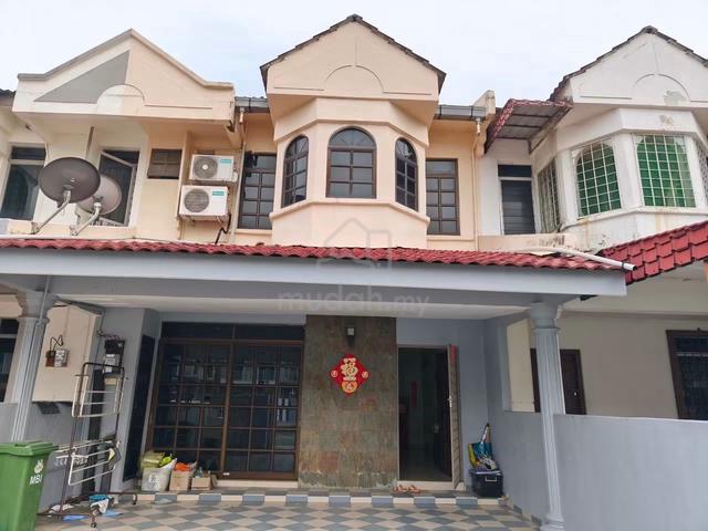 Pengkalan Double Storey House For Rent 1