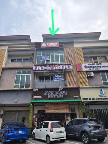 Lot Kedai 3 Tingkat Intan Central Teluk Intan 1