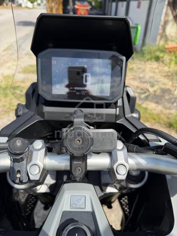 2022 Honda Xadv (local) - photo 6 of 10