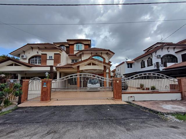 2.5 Storey Semi D For Sale 1