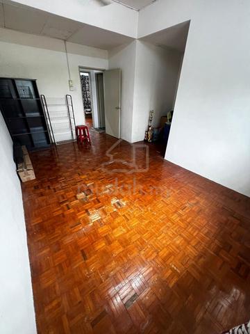 2-Tingkat Rumah Taman Pekatra Indah Simpang Ampat For Rent 3