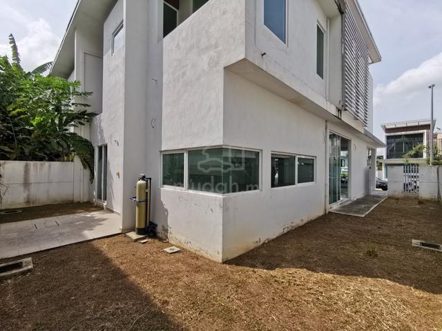 Below value Garden Residence 3 storey Semi-D Cyberjaya home 1