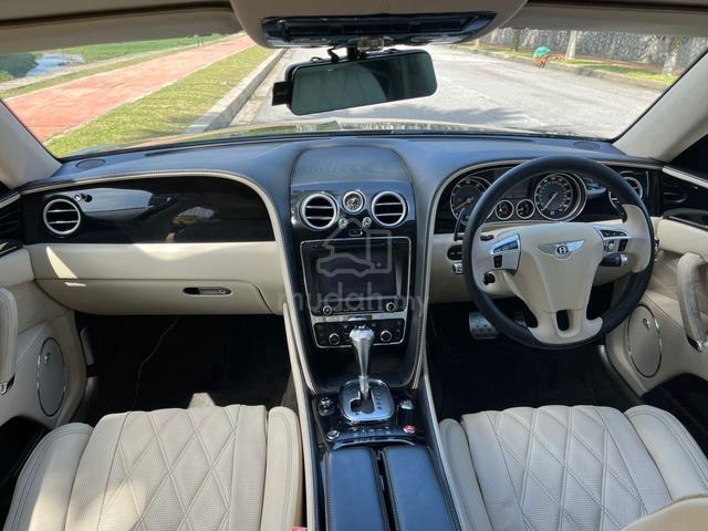 13/16 Bentley FLYING SPUR 6.0L W12 NewModel - 4