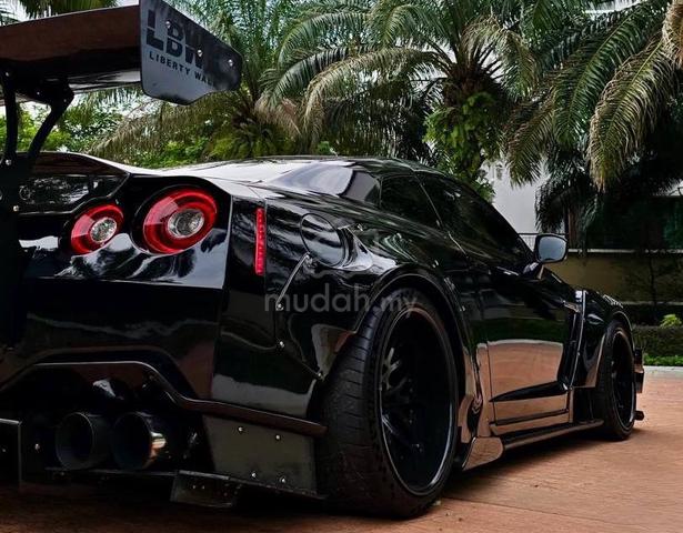 2009/2012 Nissan GT-R35 3.8 Liberty Walk Edition - 5