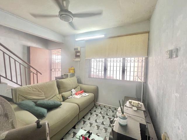 Can full loan / Skudai Baru Low cost double storey house / Freehold 1