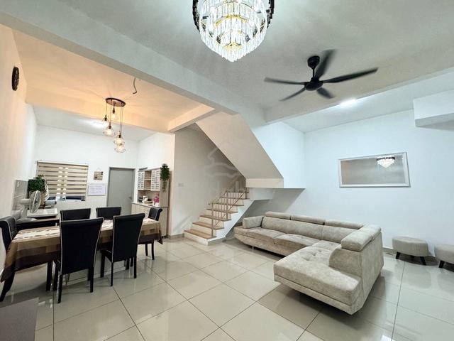 (FURNISHED) Double Storey Daunan Worldwide Alam Perdana Puncak Alam 1
