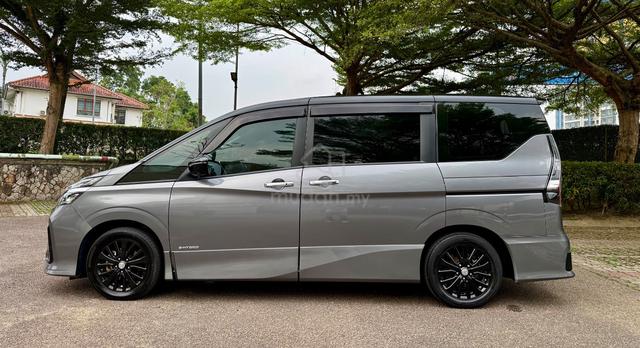 2022 Nissan SERENA 2.0 PREMIUM HIGHWAY STAR (A) - 3